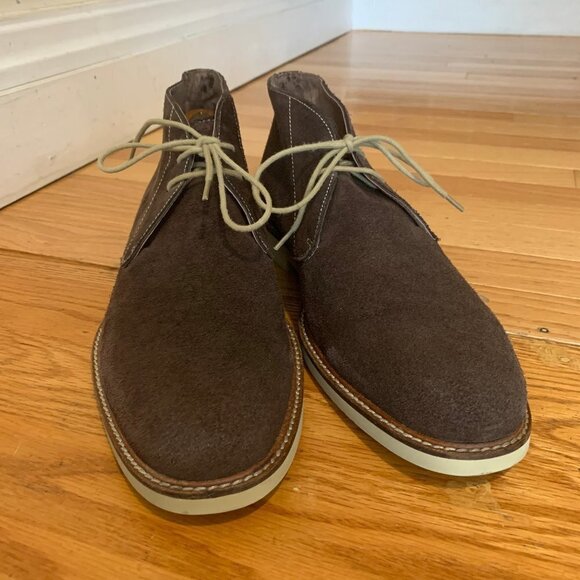 BANANA REPUBLIC Men\'s Chukka Boots Suede main image 4